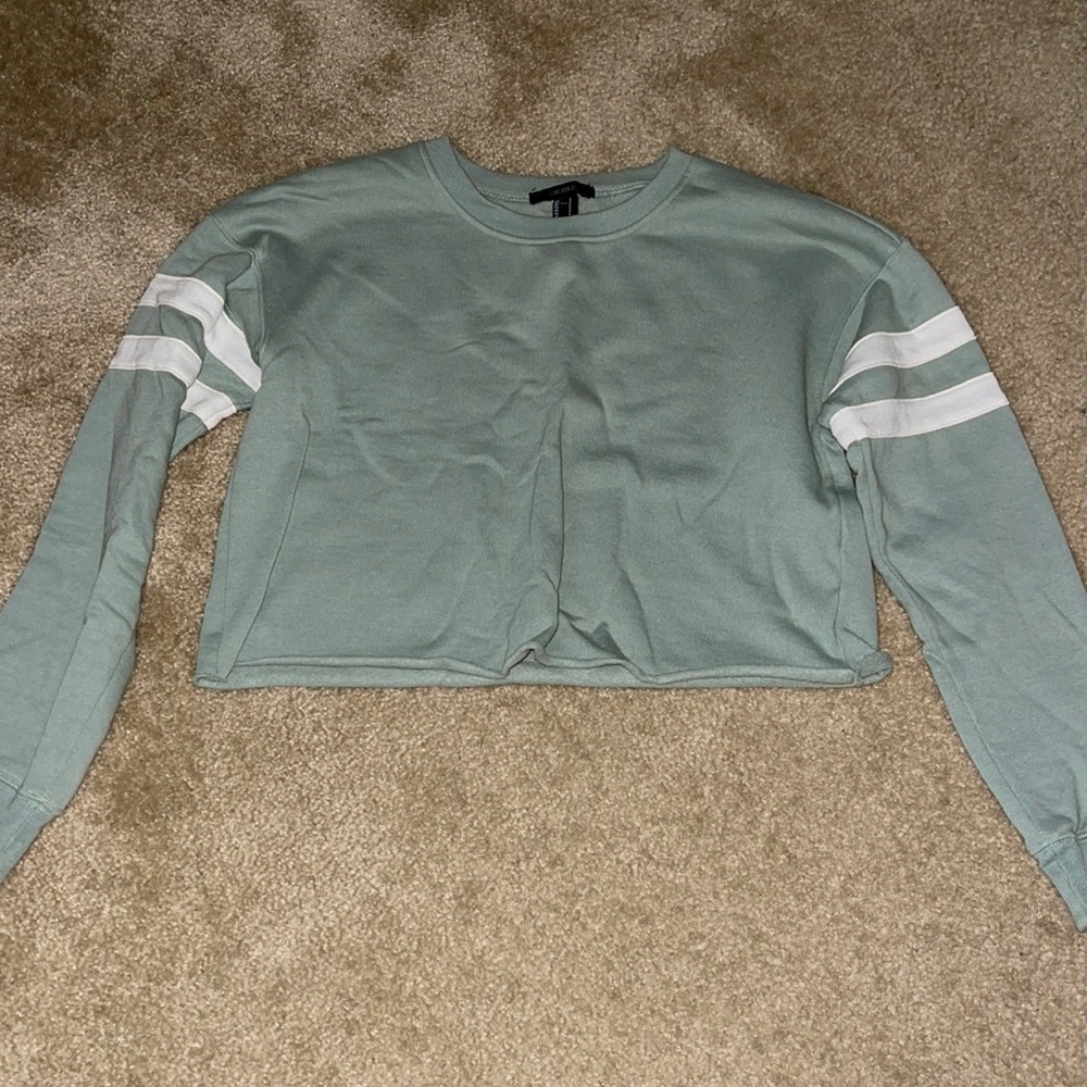 Forever 21 Cropped Sweatshirt